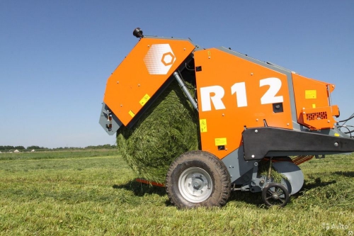 Пресс-подборщик RB15