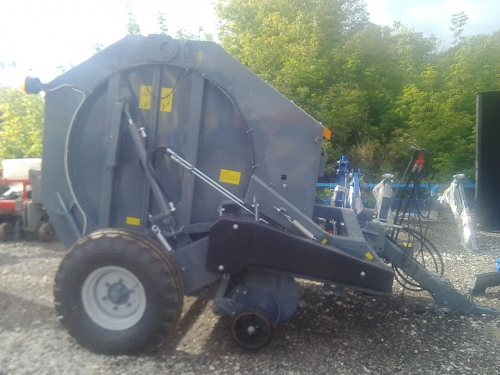 Пресс-подборщик JB15