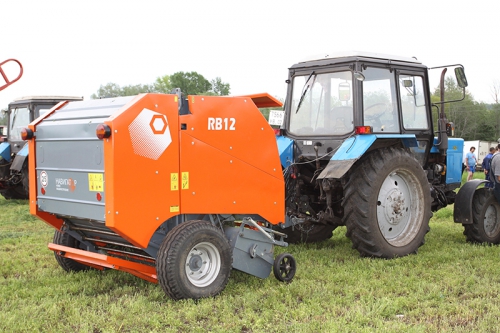 Пресс-подборщик RB12/2000