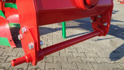 Плуги оборотные PO с рессорной защитой Agromasz