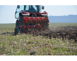 Плуги оборотные PO с болтовой защитой Agromasz